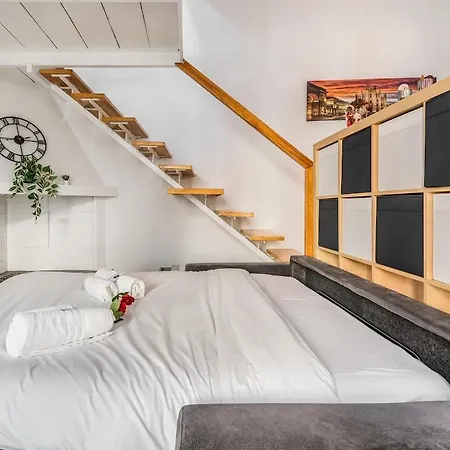 Sant Ambrogio-centre Of The Town-castle 1min-duomo4 Min Apartment Milan