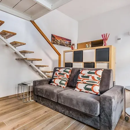 Sant Ambrogio-centre Of The Town-castle 1min-duomo4 Min Apartment