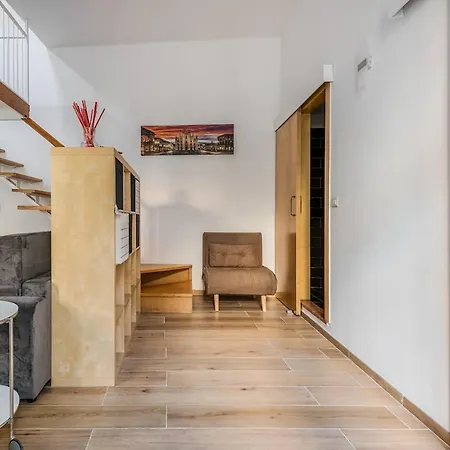 Sant Ambrogio-centre Of The Town-castle 1min-duomo4 Min Apartment *